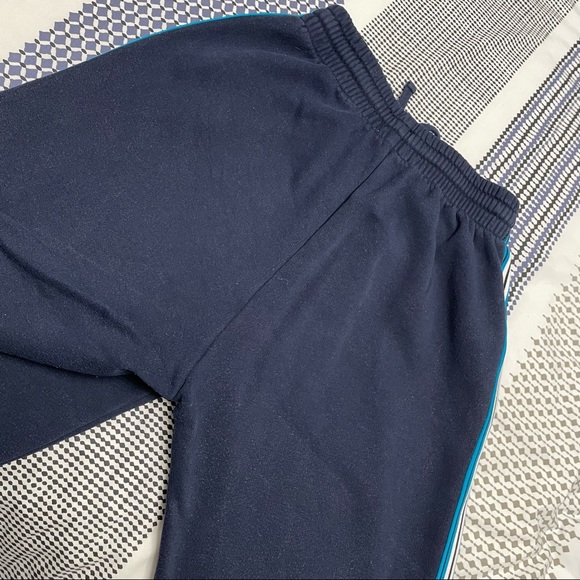 TNA Iconic Track Suit - Picture 14 of 16